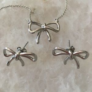 Banana Republic Factory bow earrings and necklace